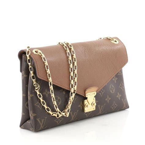 louis vuitton shoulder bag gold chain|Louis Vuitton crossbody with chain.